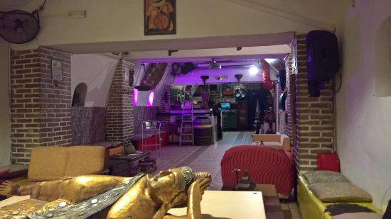 Teranga Worldwide Pub